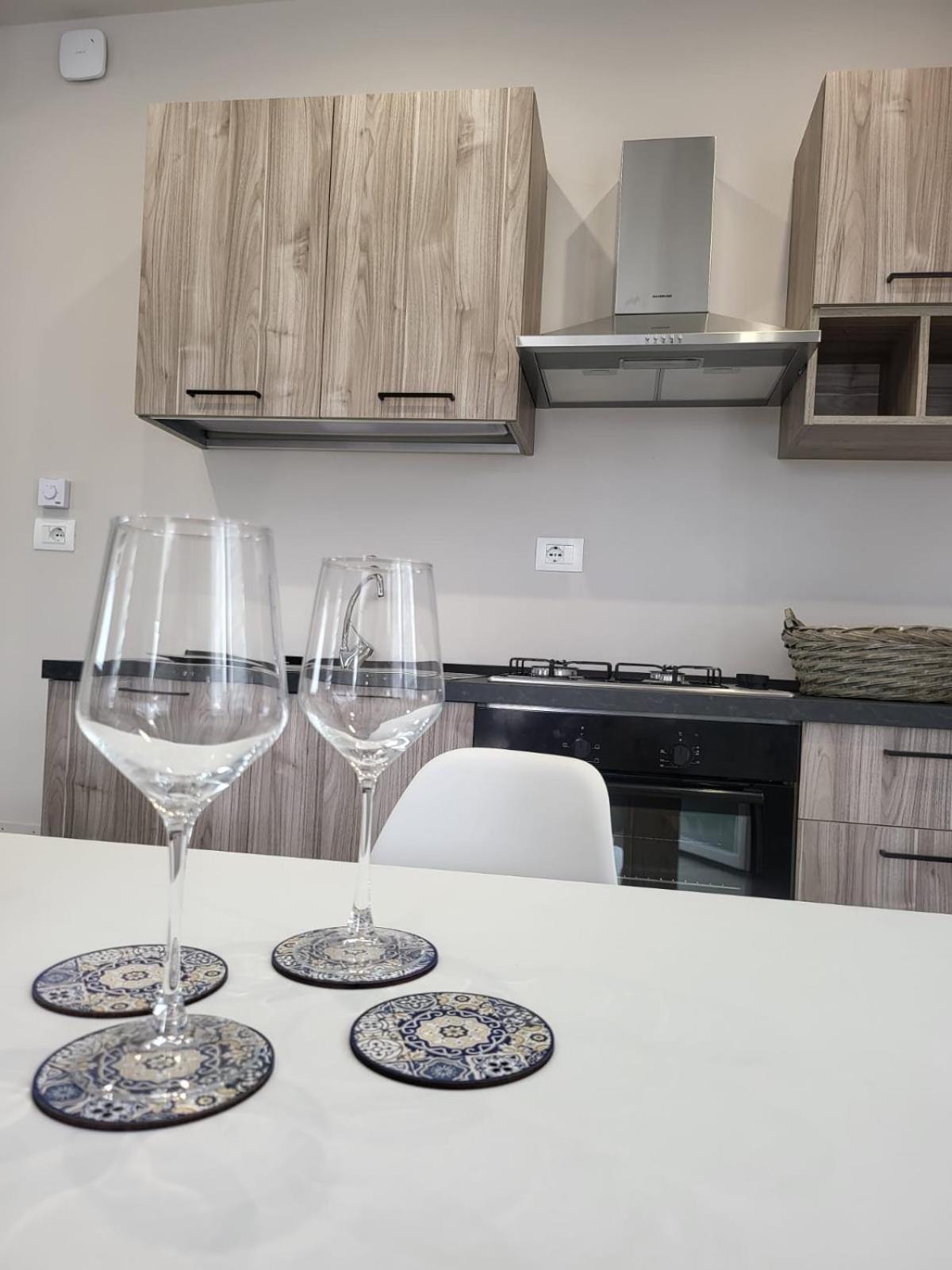 My Place B&B Карини Экстерьер фото